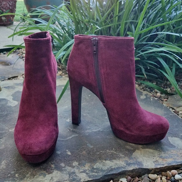 Gianni Bini Shoes - Gianni Bini Heeled Ankle Booties